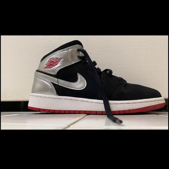 jordan 1 kids size 5